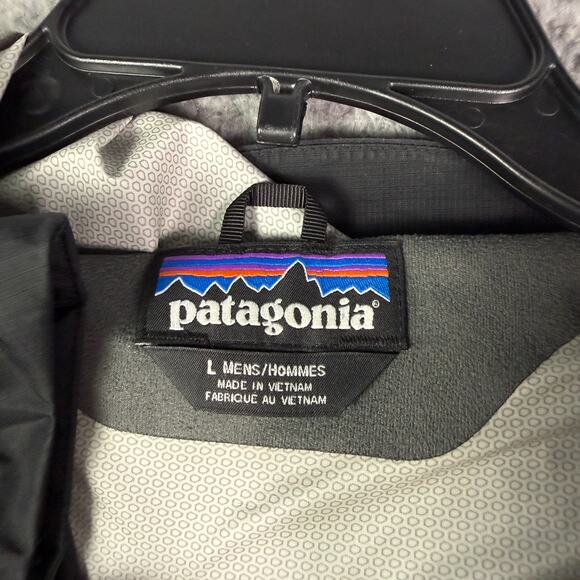 Patagonia Mens Torrentshell 3L Rain Jacket Size L Black Full Zip Nylon Shell - Picture 7 of 12